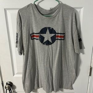 Men’s Grunt Style shirt.